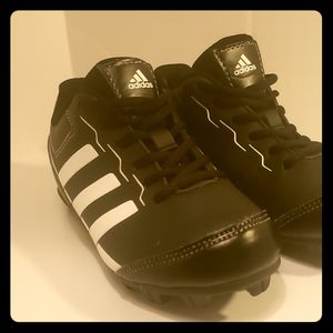 Boys Soccer Cleats - Adidas Sz 11